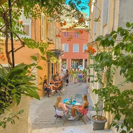Lil' Fam Farm - 10min Agios Ioannis (Corfu)