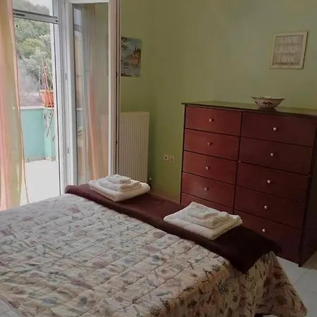 Σπίτι διακοπών Lil' Fam Farm - 10min