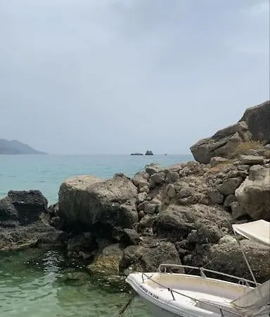 Lil' Fam Farm - 10min Σπίτι διακοπών Άγιος Ιωάννης