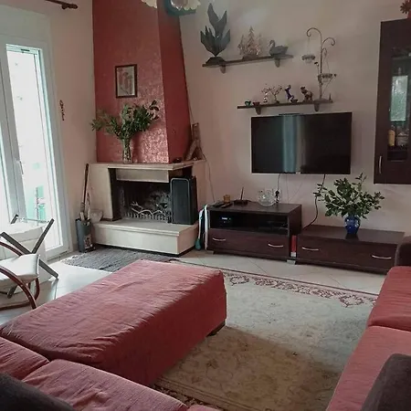 Lil' Fam Farm - 10min * Agios Ioannis (Corfu)