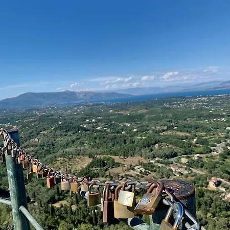 Lil' Fam Farm - 10min