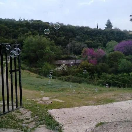 Lil' Fam Farm - 10min Holiday home Agios Ioannis (Corfu)