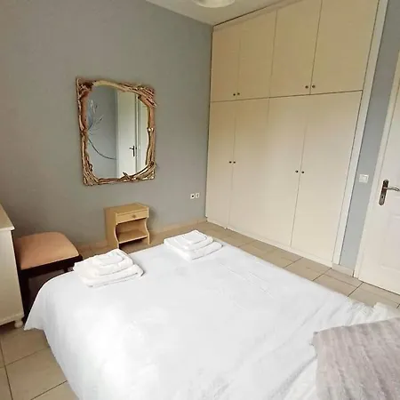 Lil' Fam Farm - 10min Σπίτι διακοπών *